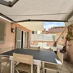 T2 En Centre-ville, Terrasse, Clim Et Parking, Proche Et Commodites - Fr-1-226-550 Apartment Sainte-Maxime