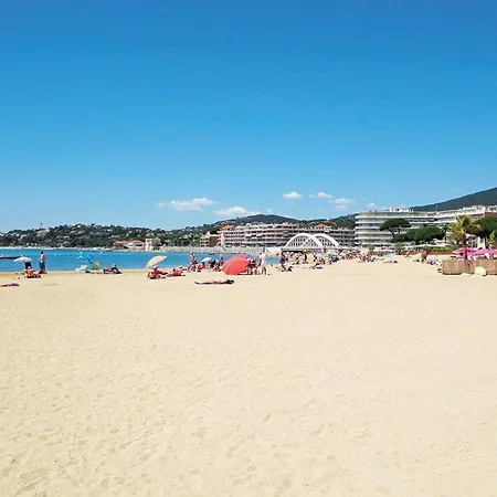 T2 En Centre-ville, Terrasse, Clim Et Parking, Proche Et Commodites - Fr-1-226-550